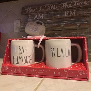 Rae Dunn CHRISTMAS MUG SET BAH HUMBUG! FA LA LA!